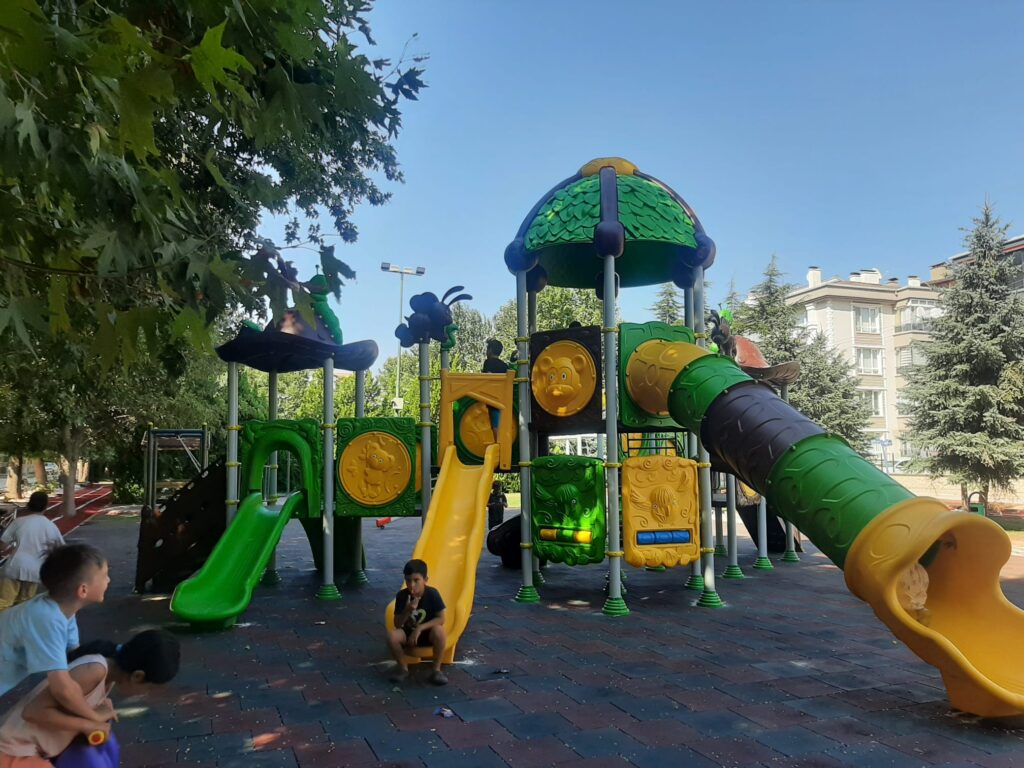 Çocuk Parkında Güvenli Oyunun 6 Püf Noktası